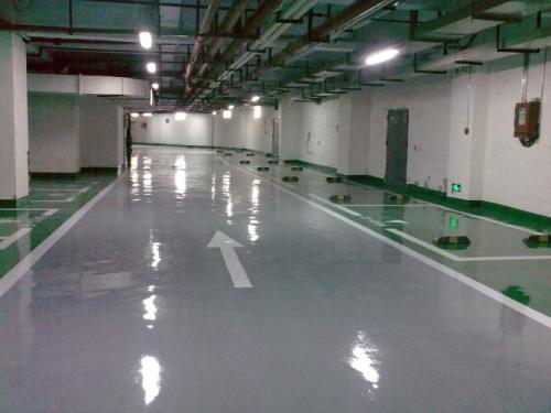 雨季高溫環(huán)氧地坪施工時的影響？